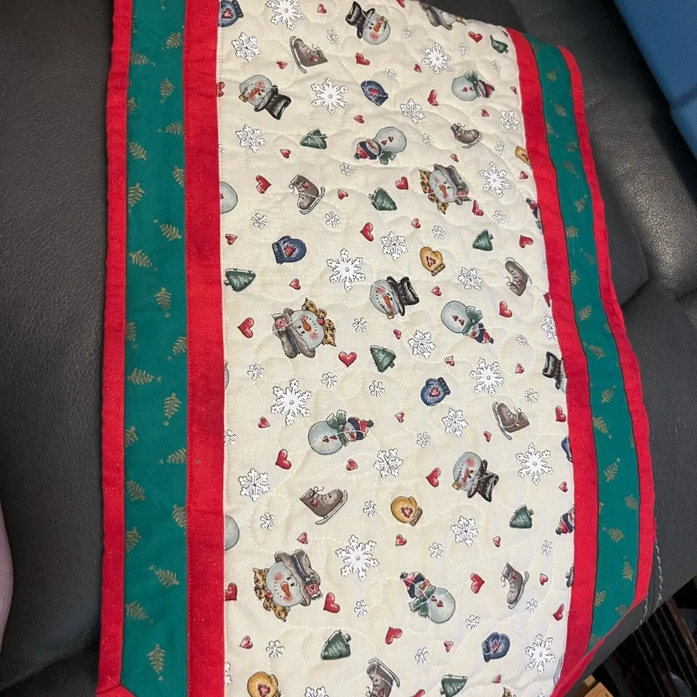 Vintage Festive Snowman Holiday Table Runner
